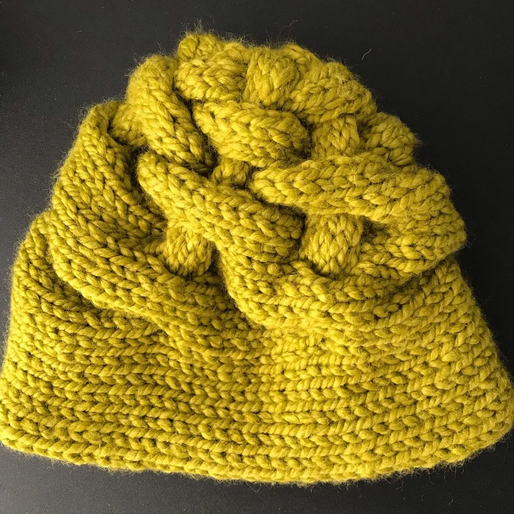 NEW Handmade Oversize Chunky Wool Hat, Criss-Cross Cable Crown